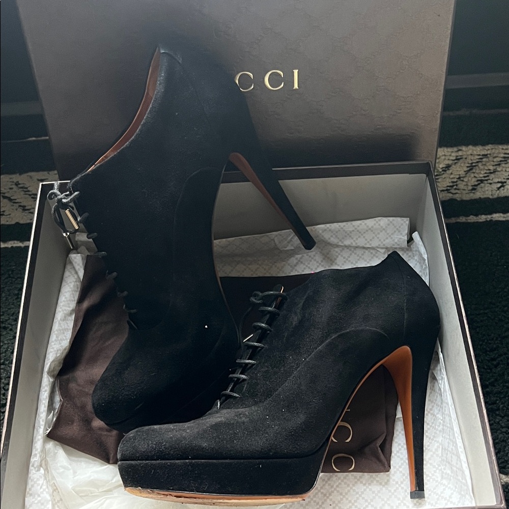 Gucci Black Lace-Up Suede Boots